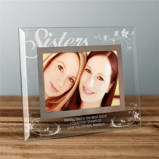 Glass picture frame engraved with heartfelt sister message and space for a 4x6 photo
